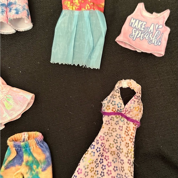 Vintage Collectable And Modern Lot Of Barbie Clothing 12 Items - Picture 4 of 6
